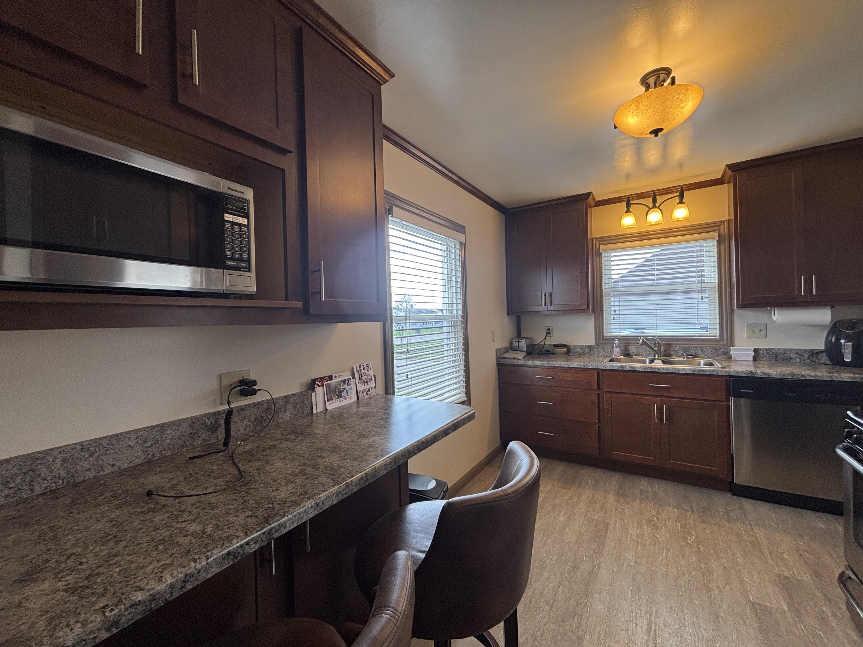 828 West Grove Street Rensselaer, IN 47978 - Photo 12 of 23 3000x2250