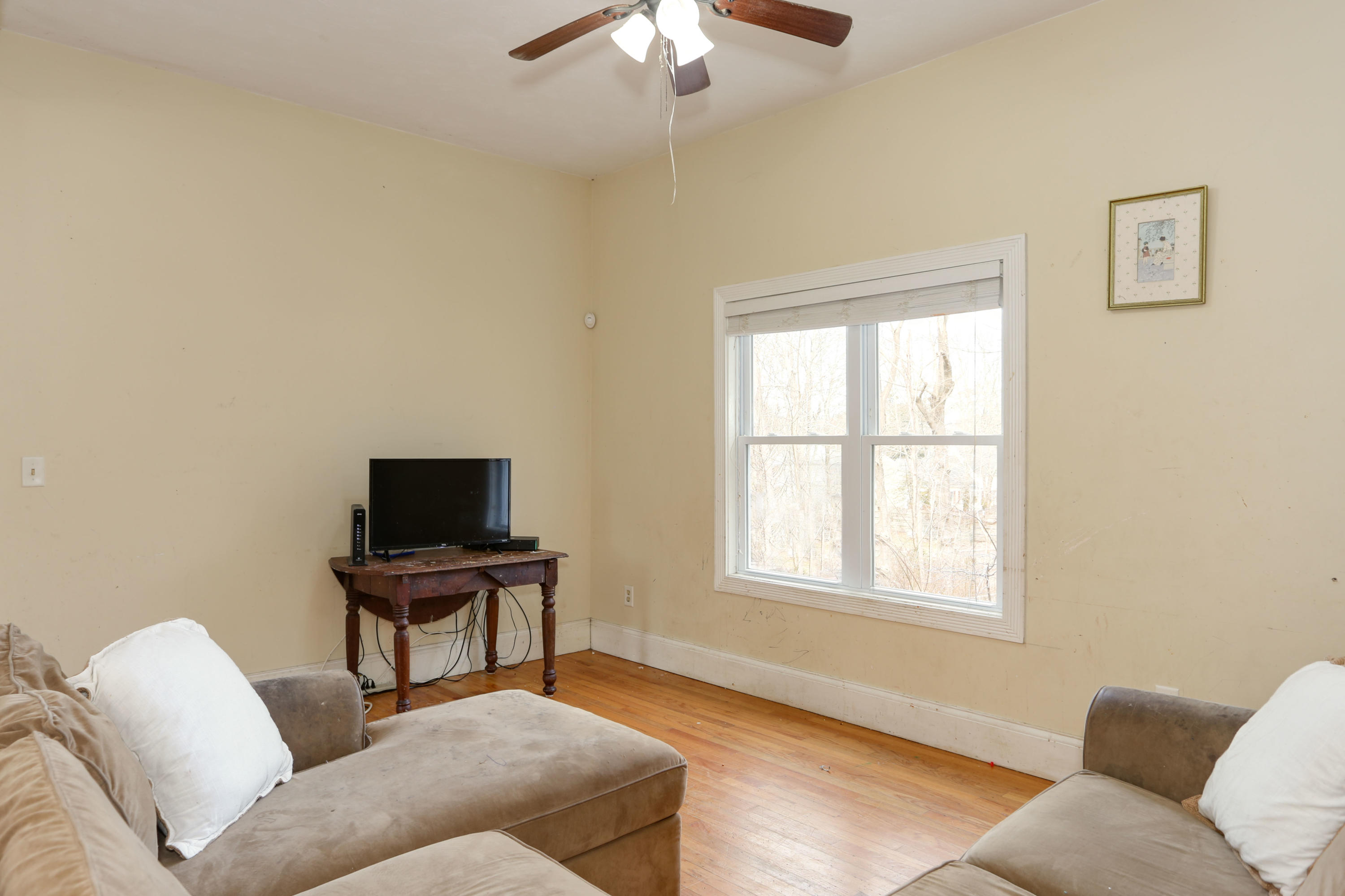 388 County Road Monument Beach, MA 02532 - Photo 6 of 23 388CouLR-6