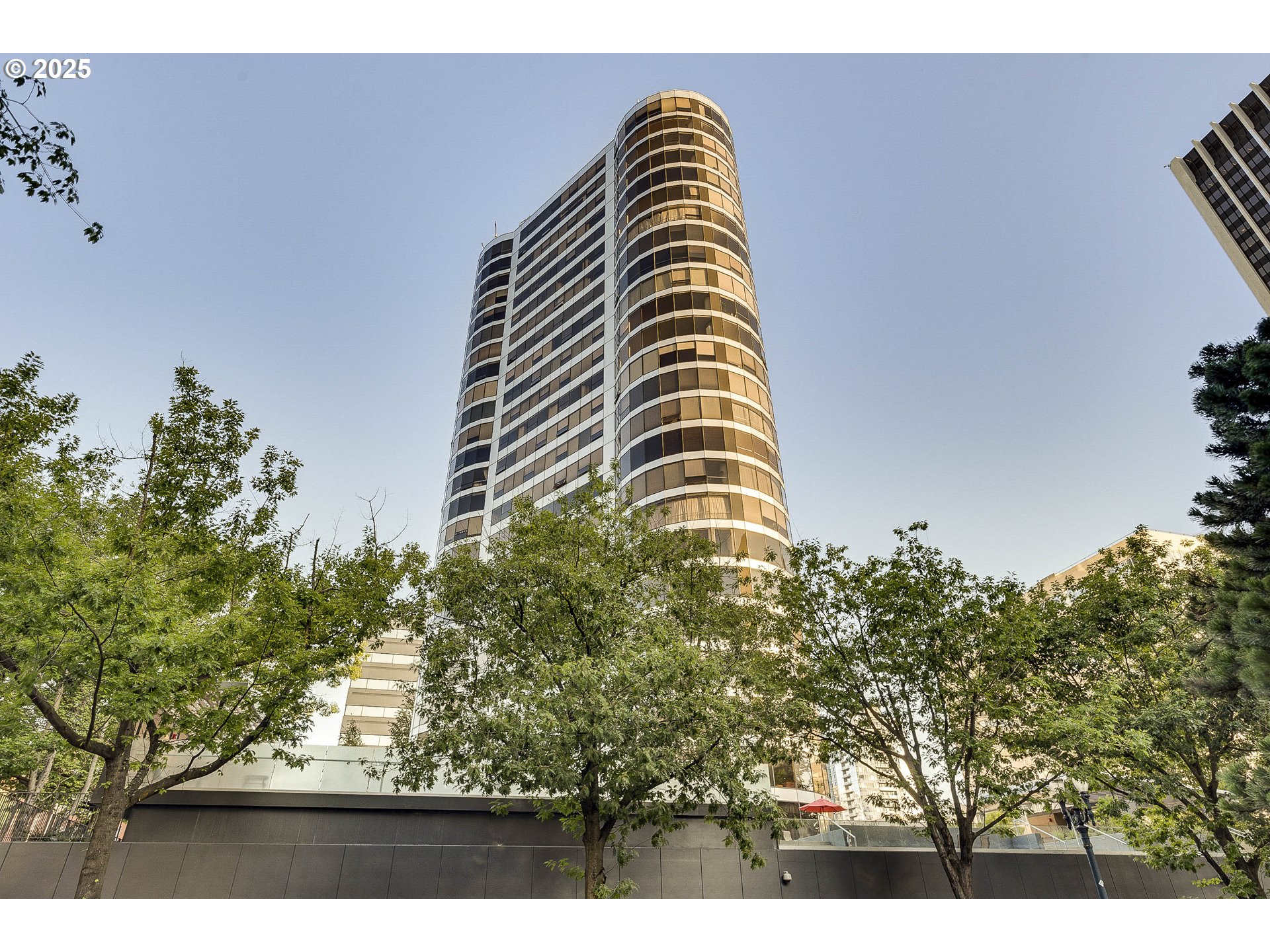 1500 Southwest 5th Avenue, Unit 906 Portland, OR 97201 - Photo 6 of 43 a view of outdoor space