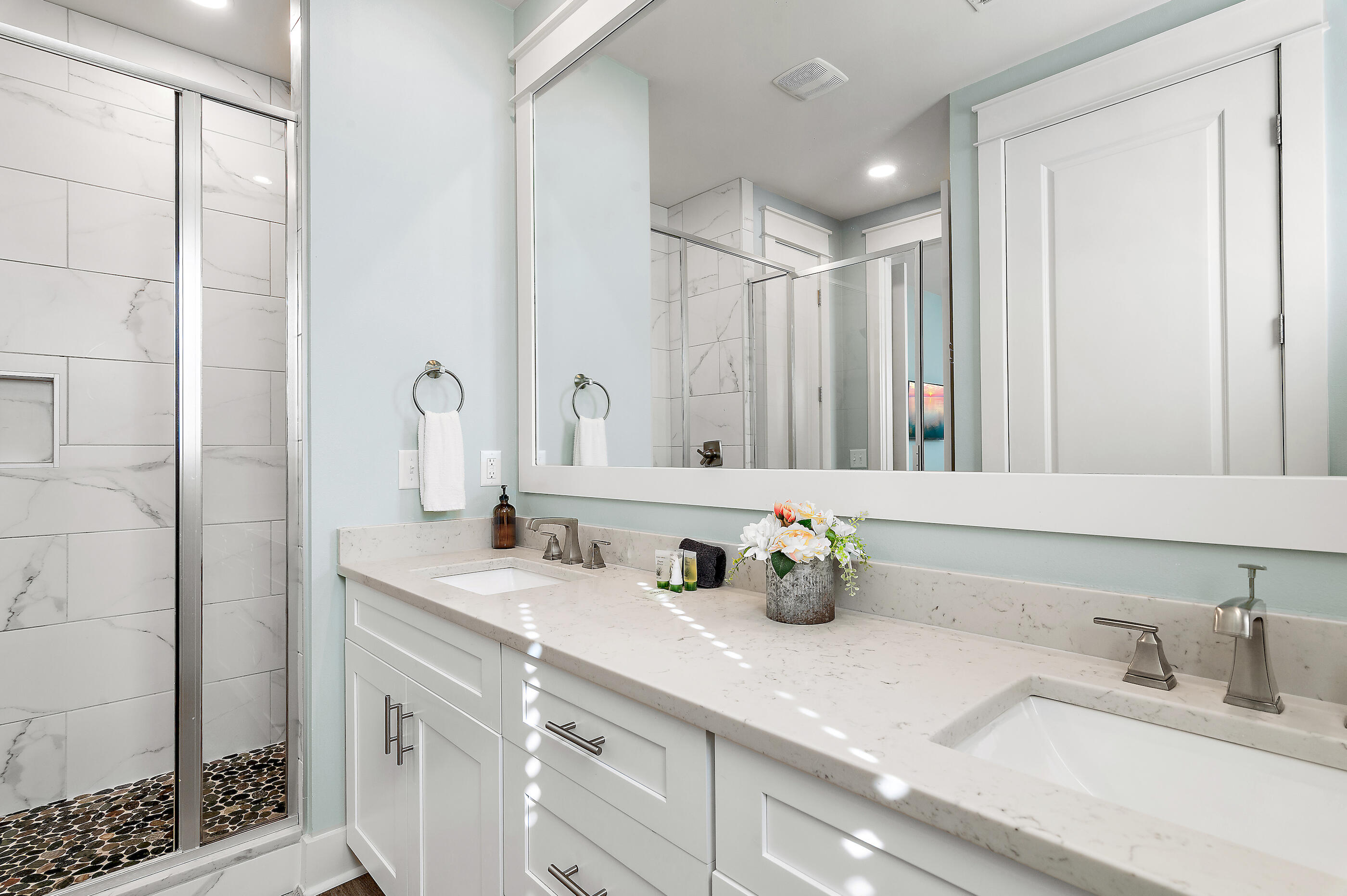 20 Michaela Lane Santa Rosa Beach, FL 32459 - Photo 11 of 32 Primary Ensuite- 1st Floor