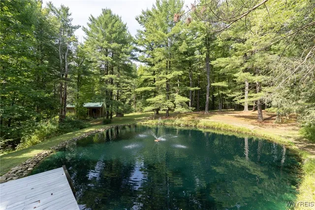 $679,900 | 7531 Crestwood Circle, Boston, NY 14127