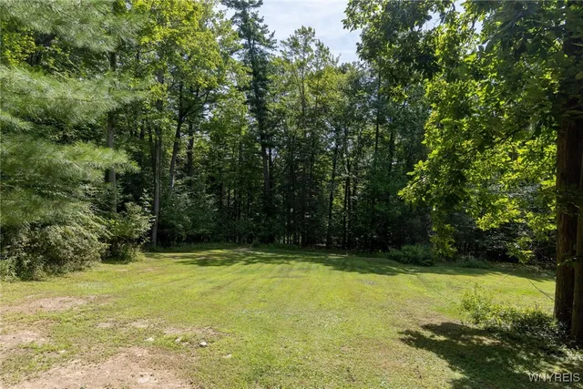 $679,900 | 7531 Crestwood Circle, Boston, NY 14127