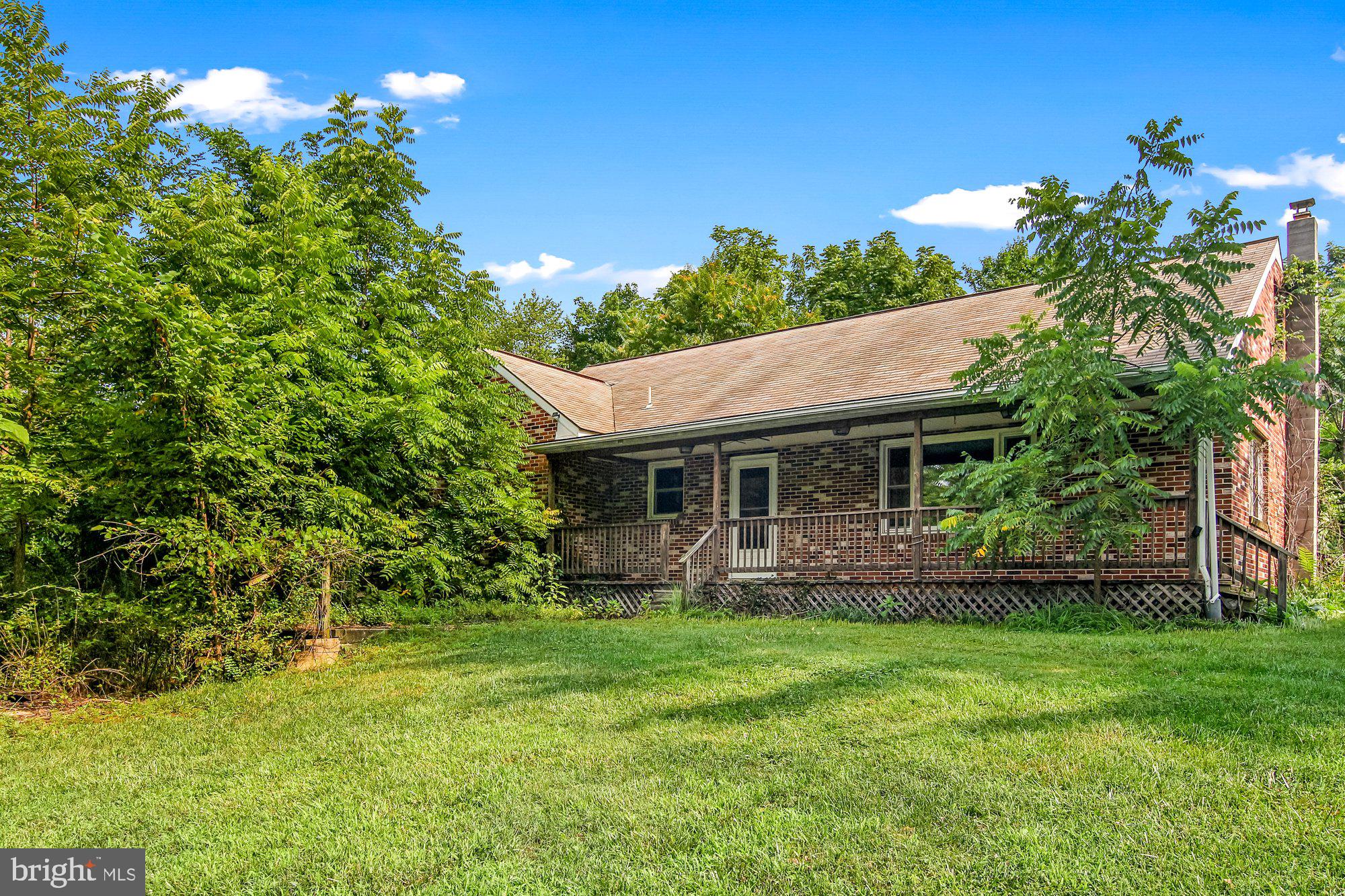 611 Campus Road Elizabethtown, PA 17022 - Photo 1 of 17 Yard