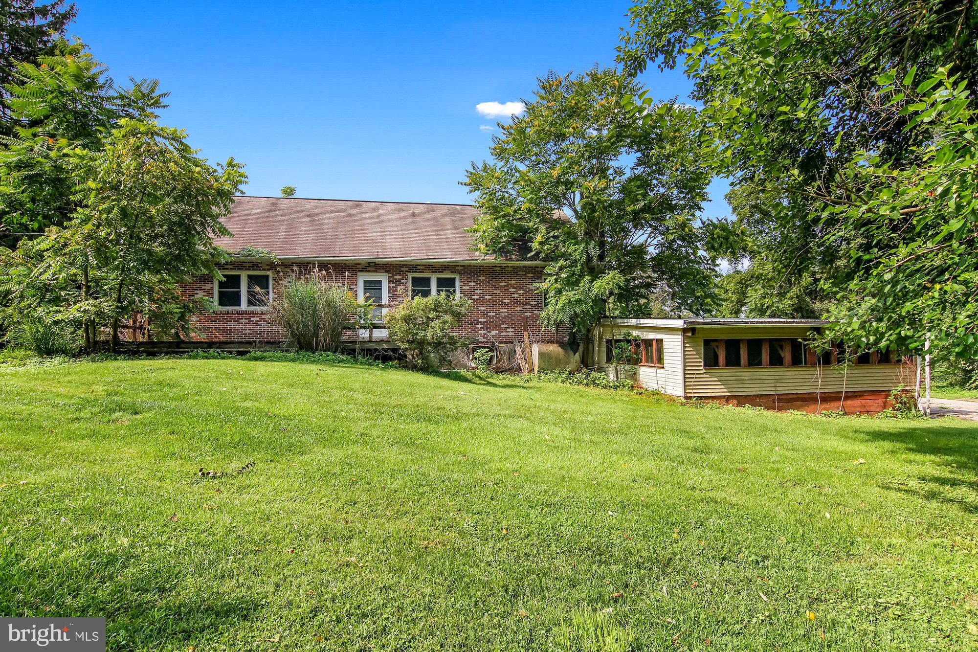 611 Campus Road Elizabethtown, PA 17022 - Photo 14 of 17 Yard