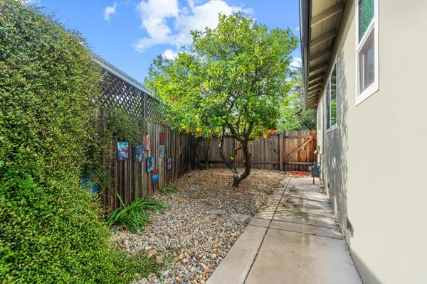 $769,950 | 5101 C Street, Sacramento, CA 95819
