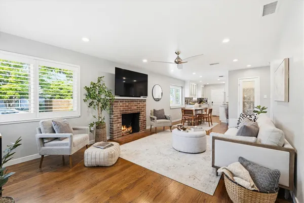 $769,950 | 5101 C Street, Sacramento, CA 95819