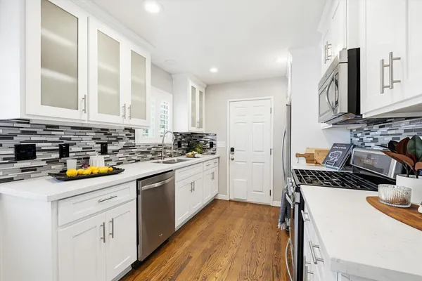 $769,950 | 5101 C Street, Sacramento, CA 95819