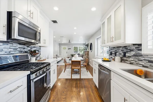 $769,950 | 5101 C Street, Sacramento, CA 95819