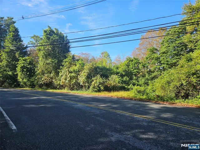 $425,000 | 126 Meridan Road, Boonton, NJ 07005