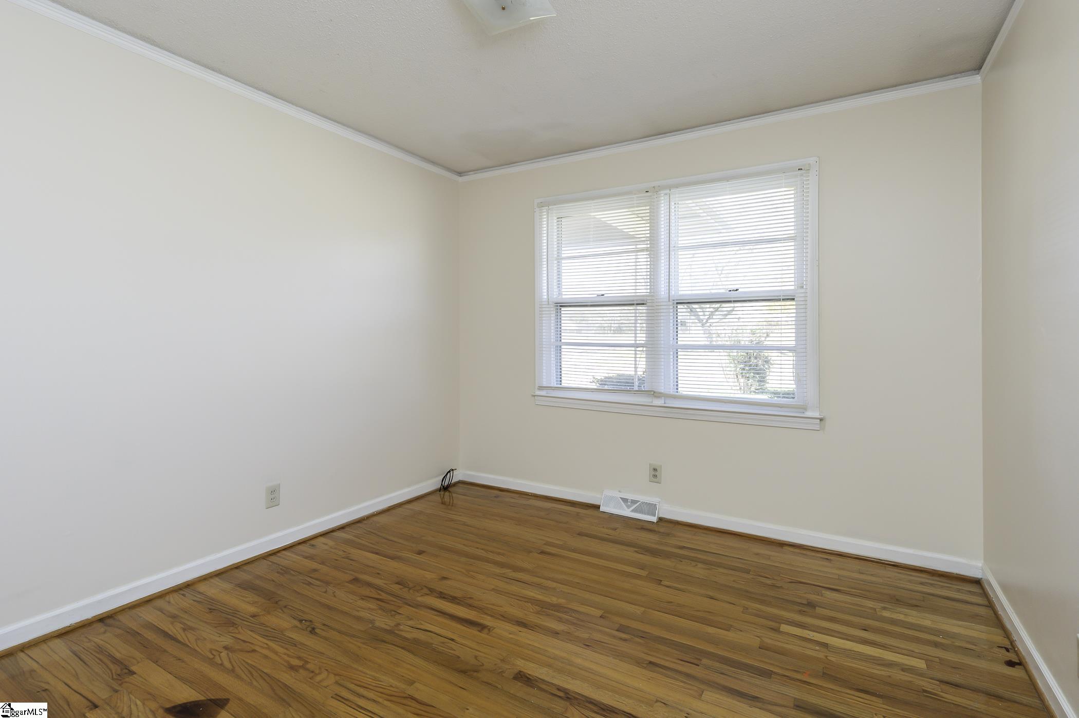 6 State Rd S-23-804 Greenville, SC 29611 - Photo 11 of 17 Gallery Image 11