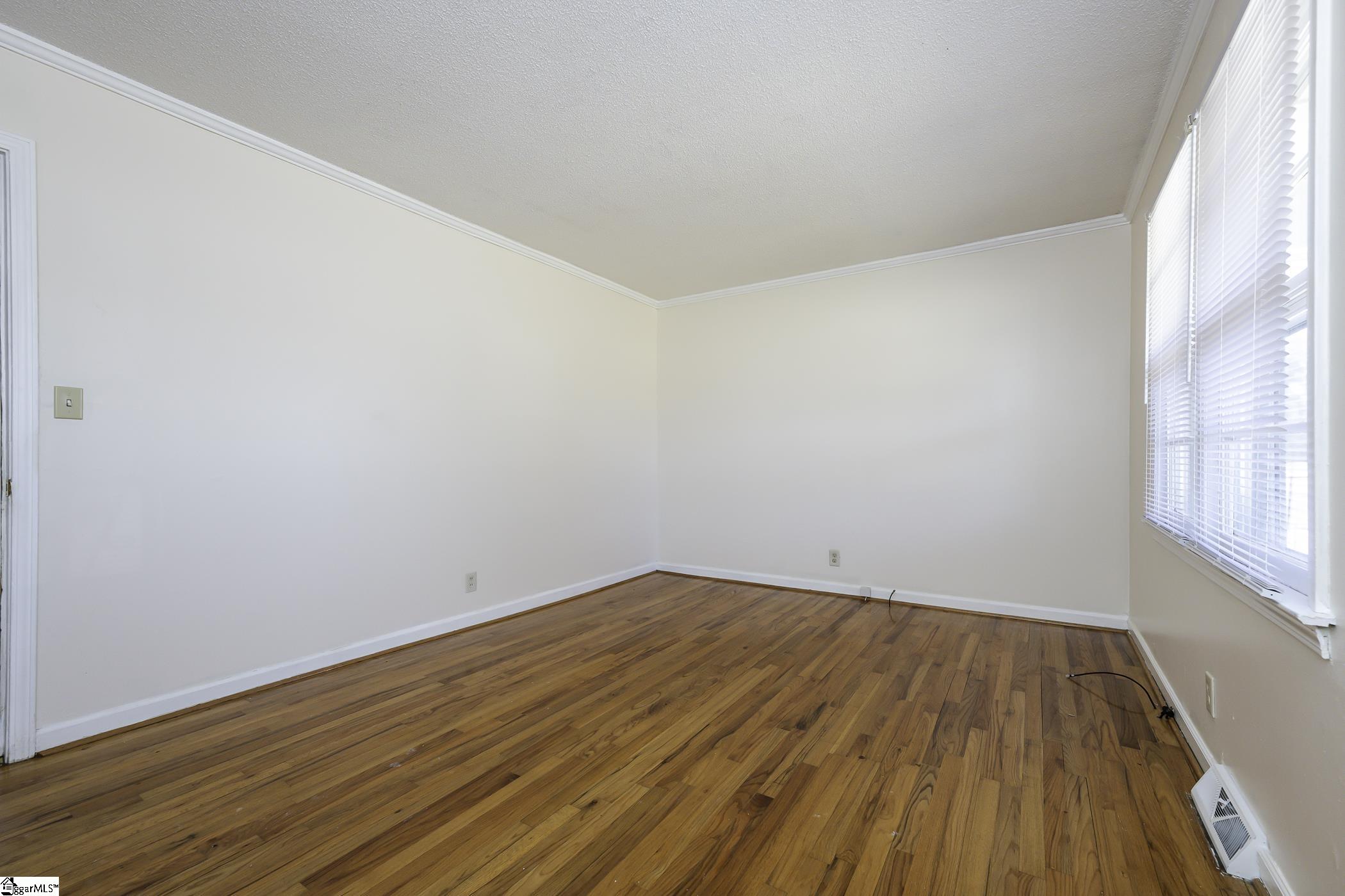6 State Rd S-23-804 Greenville, SC 29611 - Photo 3 of 17 Gallery Image 3