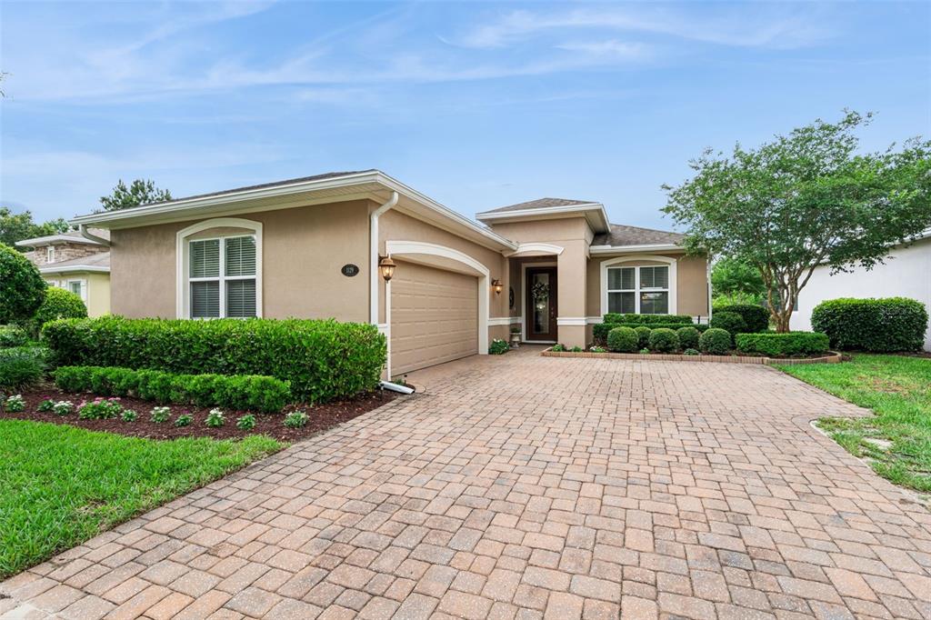 1129 Gardenshire Lane DeLand, FL 32724 - Photo 3 of 44