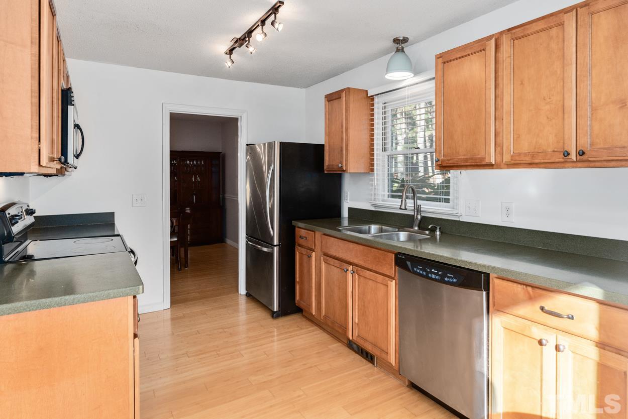 5523 Middleton Road Durham, NC 27713 - Photo 10 of 26