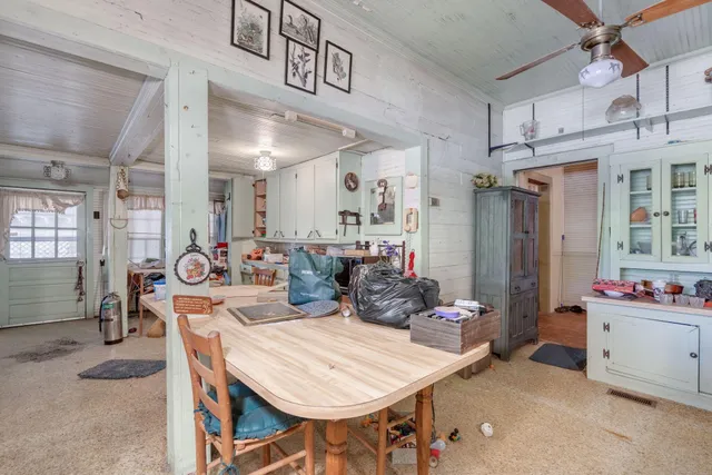 $250,000 | 7922 Jefferies Highway, Walterboro, SC 29488