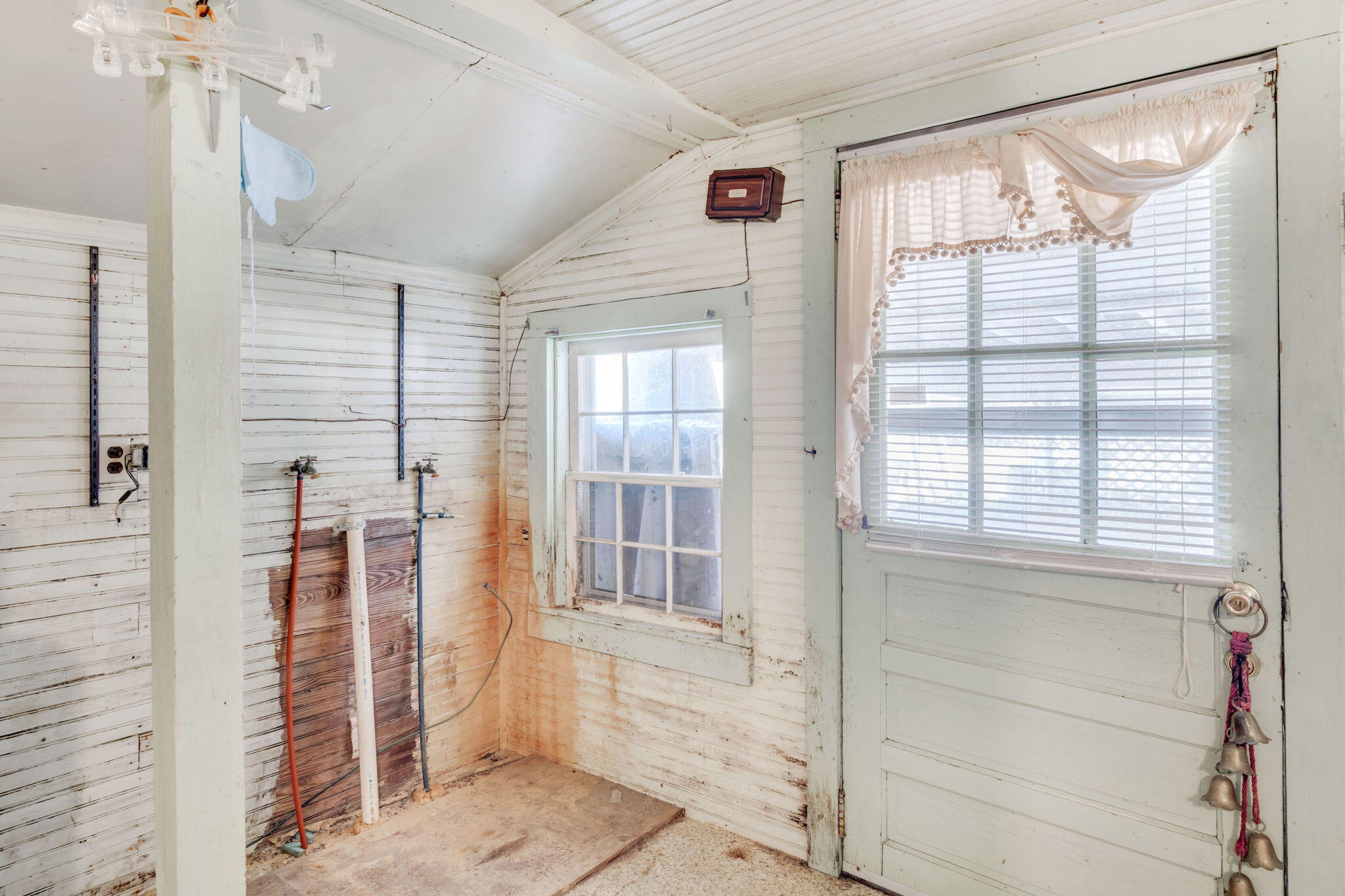 7922 Jefferies Highway Walterboro, SC 29488 - Photo 15 of 38 14