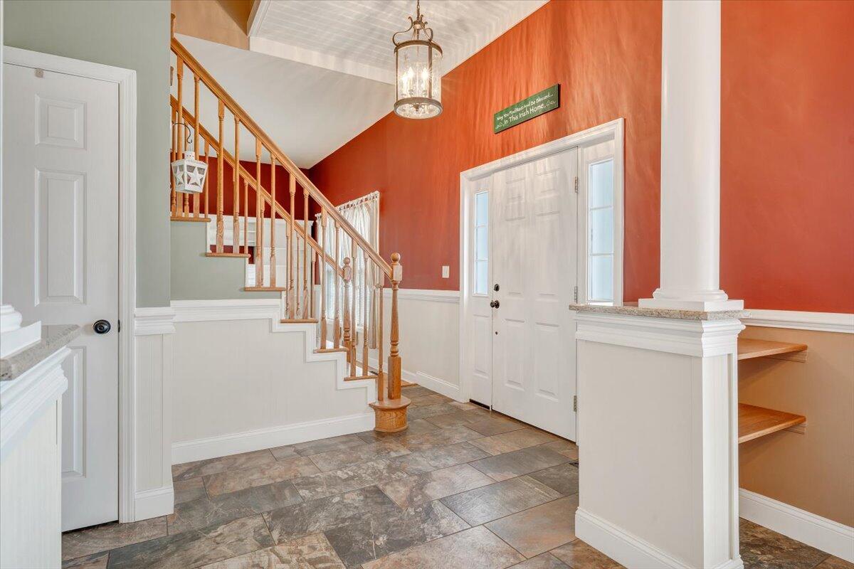 116 Dusty Road Covington, VA 24426 - Photo 3 of 98 003-MIB08396