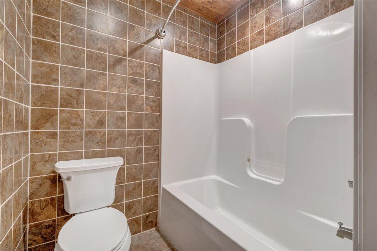 116 Dusty Road Covington, VA 24426 - Photo 44 of 98 044-MIB08528