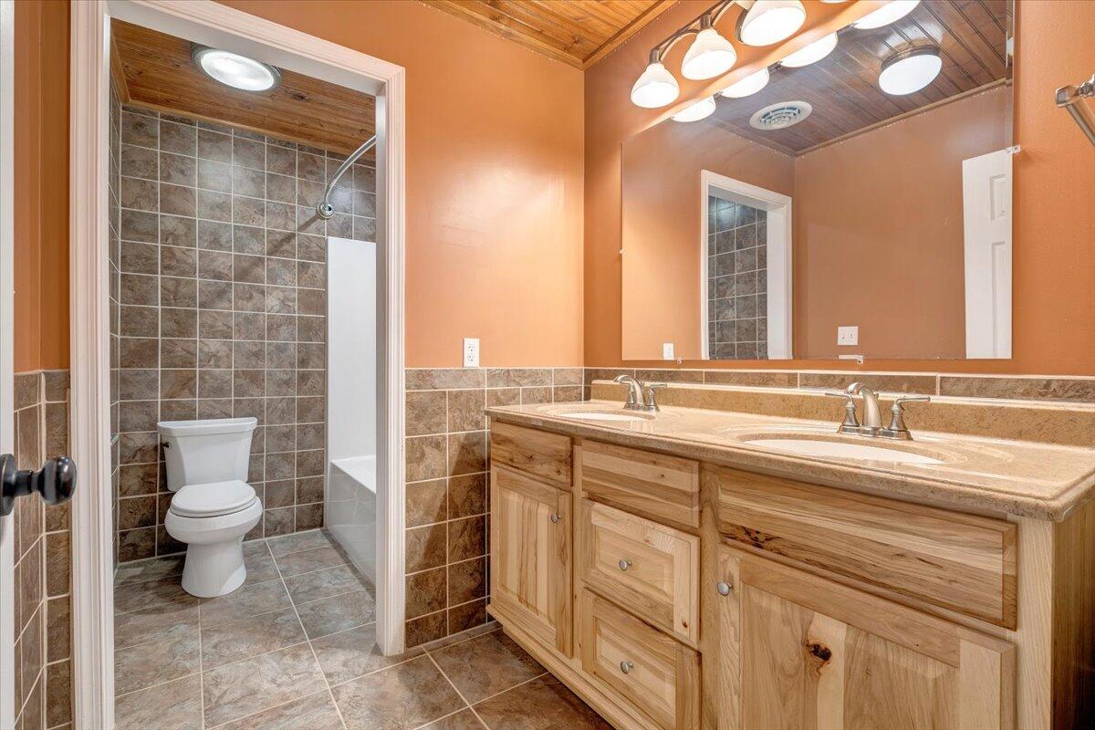 116 Dusty Road Covington, VA 24426 - Photo 45 of 98 045-MIB08531