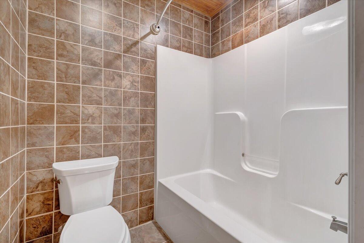 116 Dusty Road Covington, VA 24426 - Photo 46 of 98 046-MIB08534