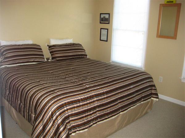 85 Gavins Pond Road Sharon, MA 02067 - Photo 17 of 28 Gallery Image 17