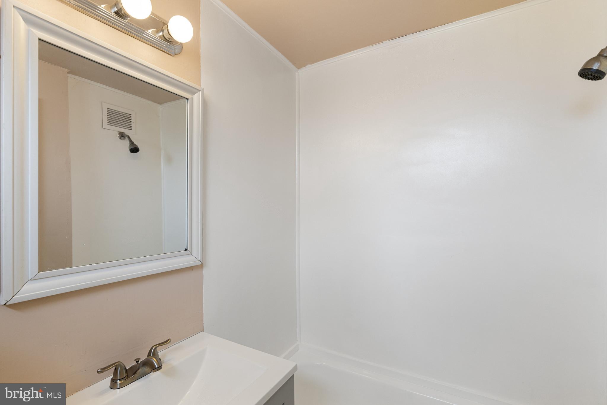 3902 Erdman Avenue, Unit 1 Baltimore, MD 21213 - Photo 8 of 13