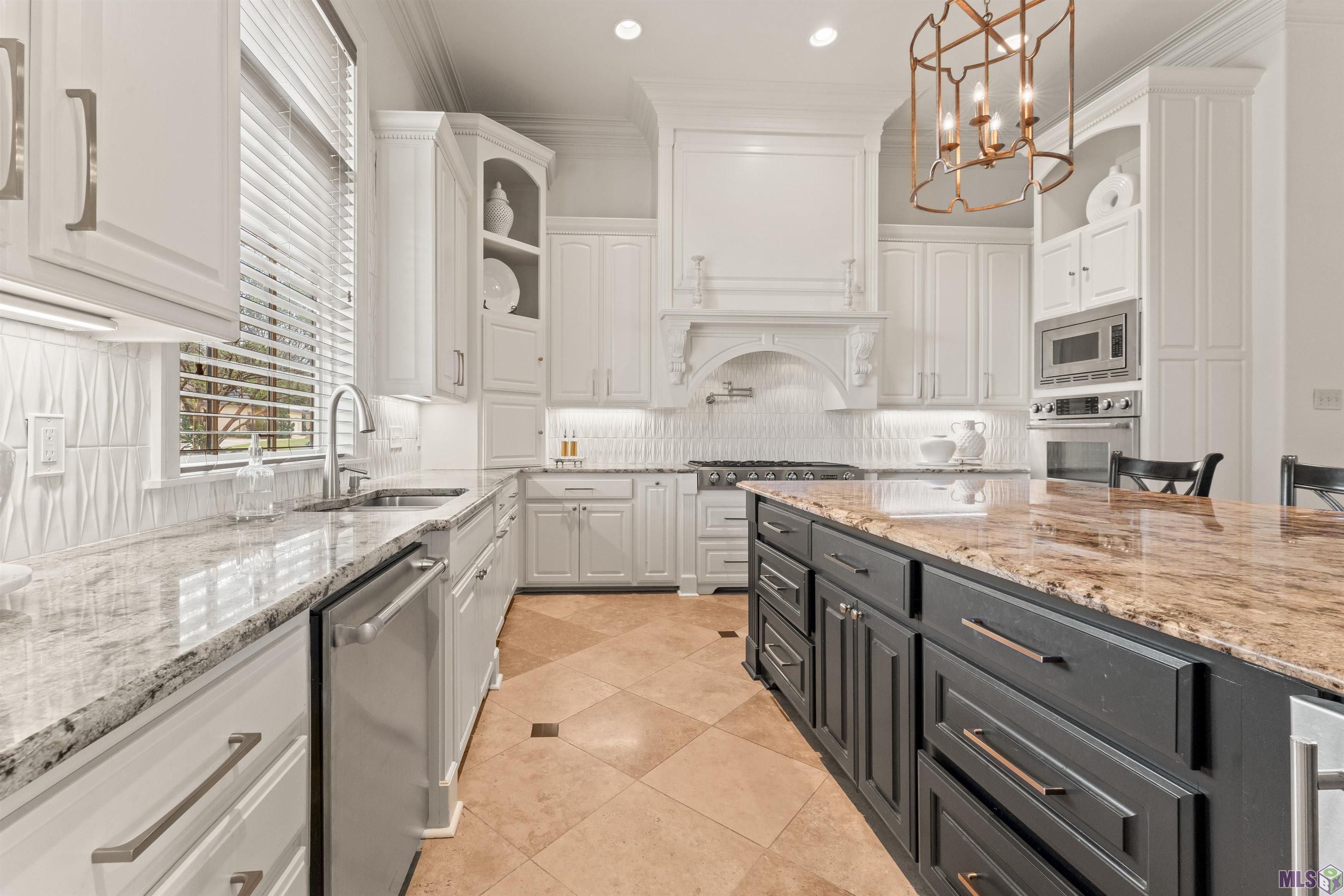 2602 Cedar Lodge Drive Baton Rouge, LA 70809 - Photo 10 of 45