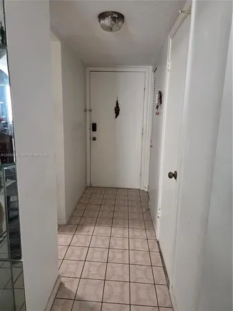 $2,900 | 1817 South Ocean Drive, Unit 325, Hallandale Beach, FL 33009