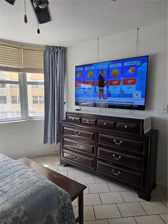 $2,900 | 1817 South Ocean Drive, Unit 325, Hallandale Beach, FL 33009