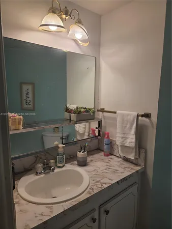 $2,900 | 1817 South Ocean Drive, Unit 325, Hallandale Beach, FL 33009