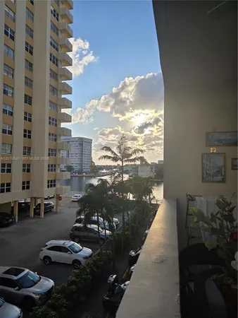 $2,900 | 1817 South Ocean Drive, Unit 325, Hallandale Beach, FL 33009