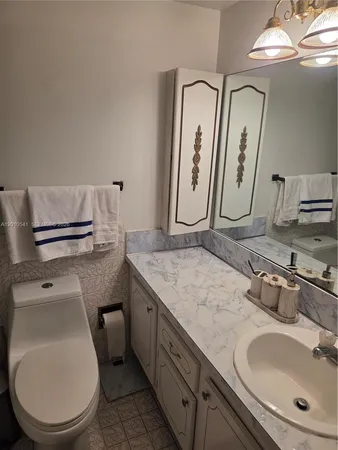 $2,900 | 1817 South Ocean Drive, Unit 325, Hallandale Beach, FL 33009