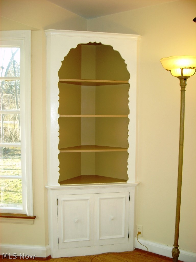 2918 West Bath Road Akron, OH 44333 - Photo 9 of 25 Gallery Image 9