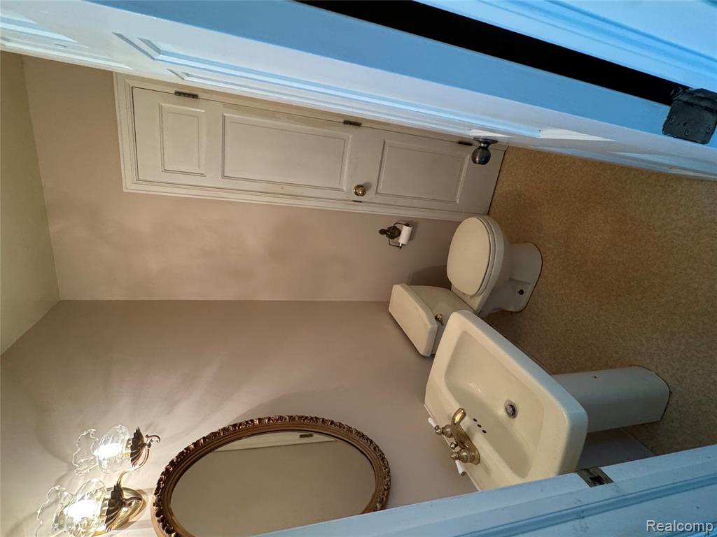 2434 East Cook Road Grand Blanc, MI 48439 - Photo 23 of 27