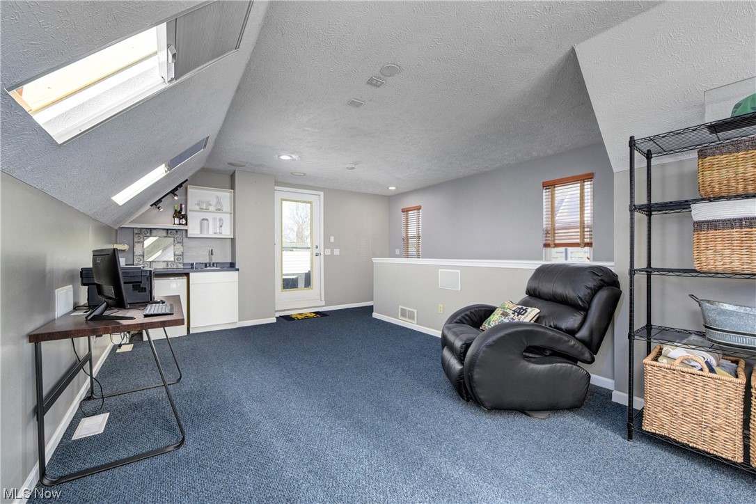 608 Literary Road Cleveland, OH 44113 - Photo 26 of 33
