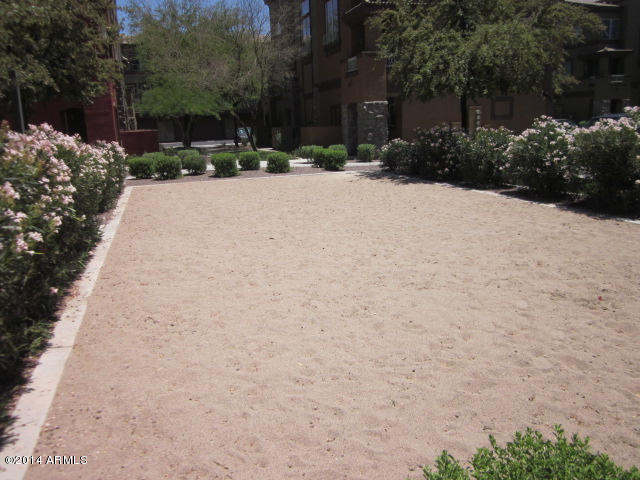 1920 East Bell Road, Unit 1037 Phoenix, AZ 85022 - Photo 19 of 24 VOLLEYBALL COURT