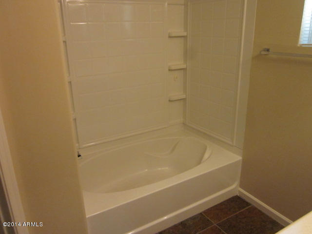 1920 East Bell Road, Unit 1037 Phoenix, AZ 85022 - Photo 4 of 24 MASTER BATH