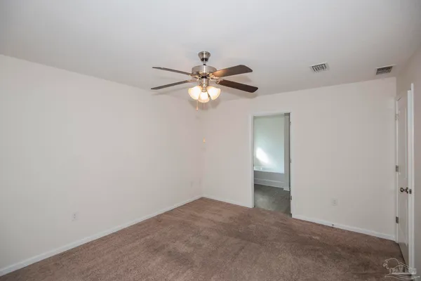 a view of empty room with window