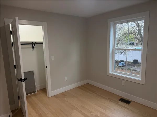 $2,500 | 44 Puritan Street, Providence, RI 02907