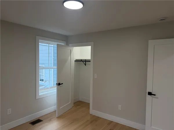 $2,500 | 44 Puritan Street, Providence, RI 02907