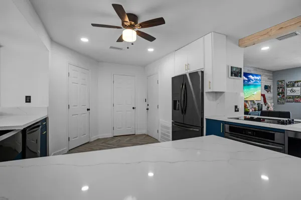 $699,000 | 5221 Southwest 89th Avenue, Cooper City, FL 33328
