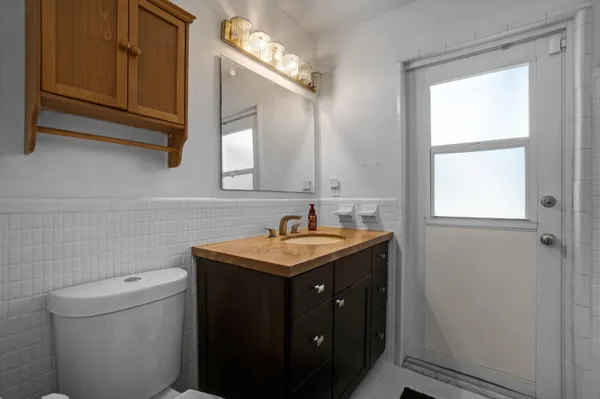 $699,000 | 5221 Southwest 89th Avenue, Cooper City, FL 33328