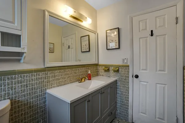$699,000 | 5221 Southwest 89th Avenue, Cooper City, FL 33328