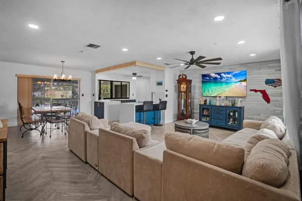 $699,000 | 5221 Southwest 89th Avenue, Cooper City, FL 33328