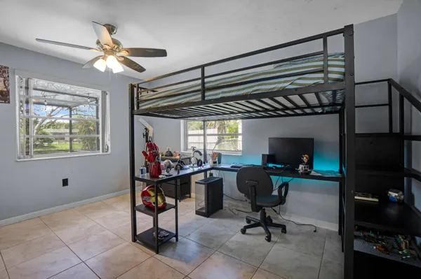 $699,000 | 5221 Southwest 89th Avenue, Cooper City, FL 33328