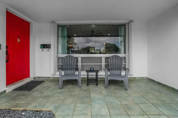 $699,000 | 5221 Southwest 89th Avenue, Cooper City, FL 33328