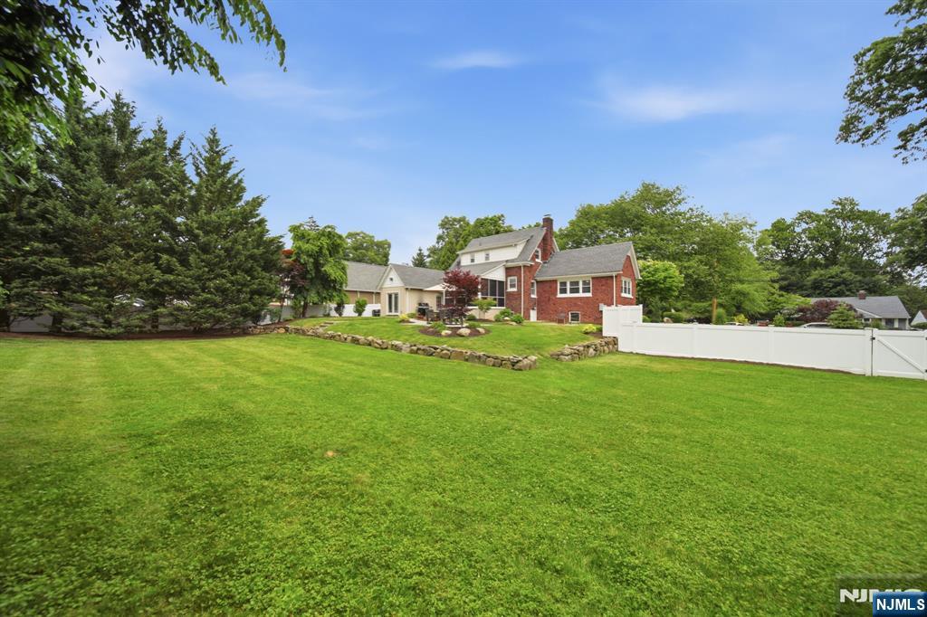 50 2nd Street Park Ridge, NJ 07656 - Photo 26 of 29