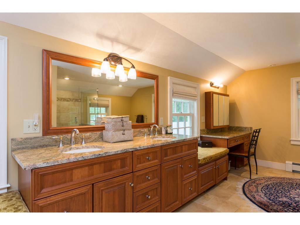 31 Pioneer Road Rye, NH 03870 - Photo 23 of 36
