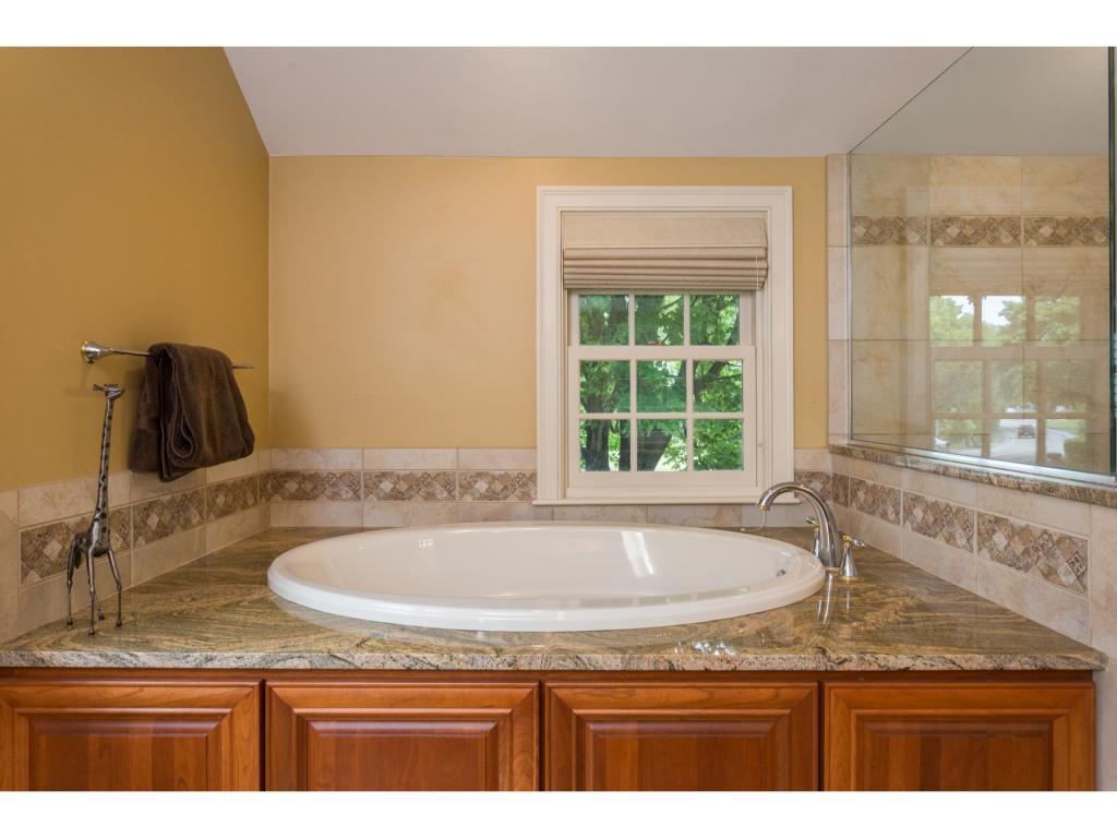 31 Pioneer Road Rye, NH 03870 - Photo 24 of 36
