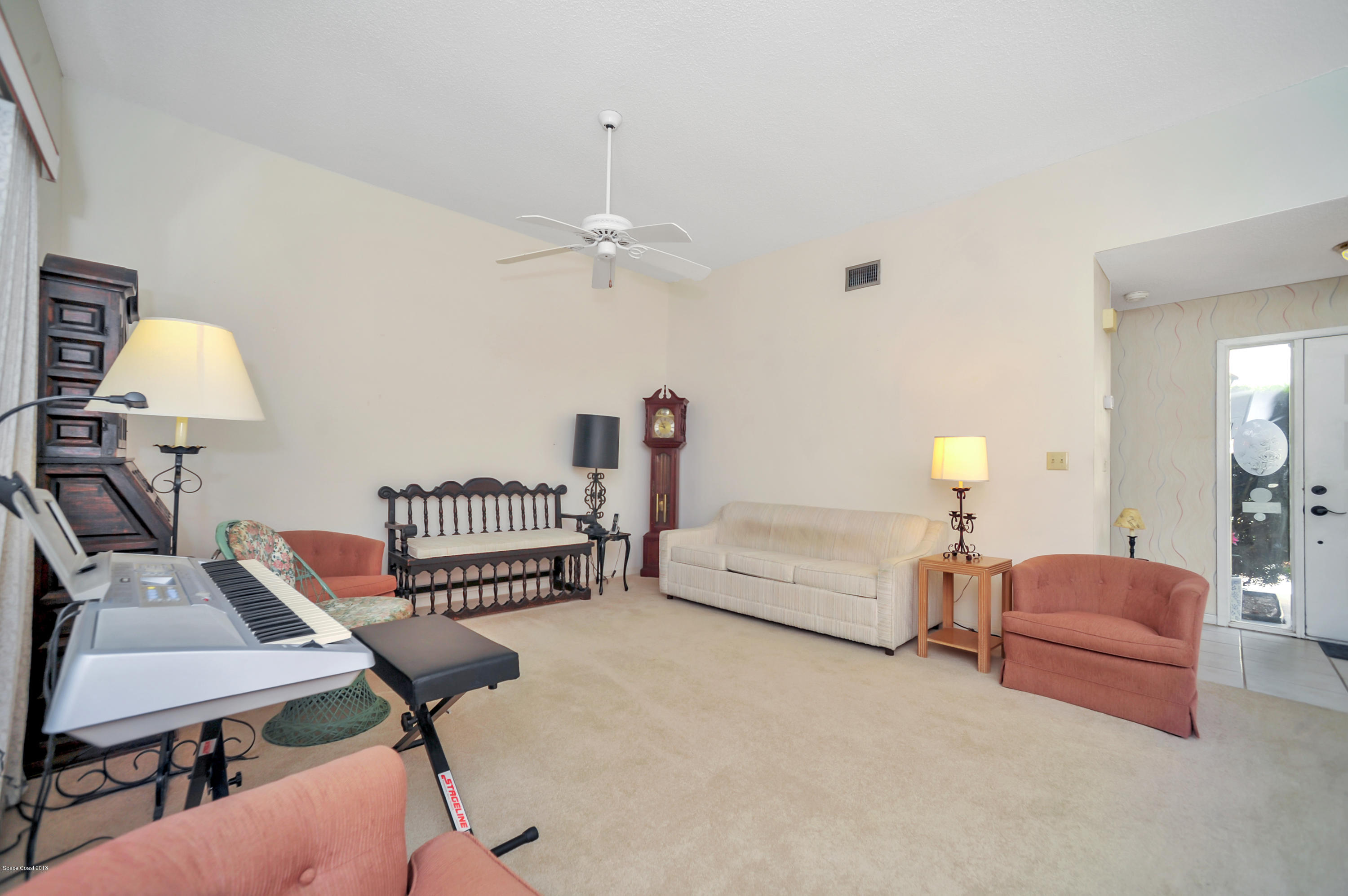 757 Spring Valley Drive Melbourne, FL 32940 - Photo 6 of 28 REW_9378