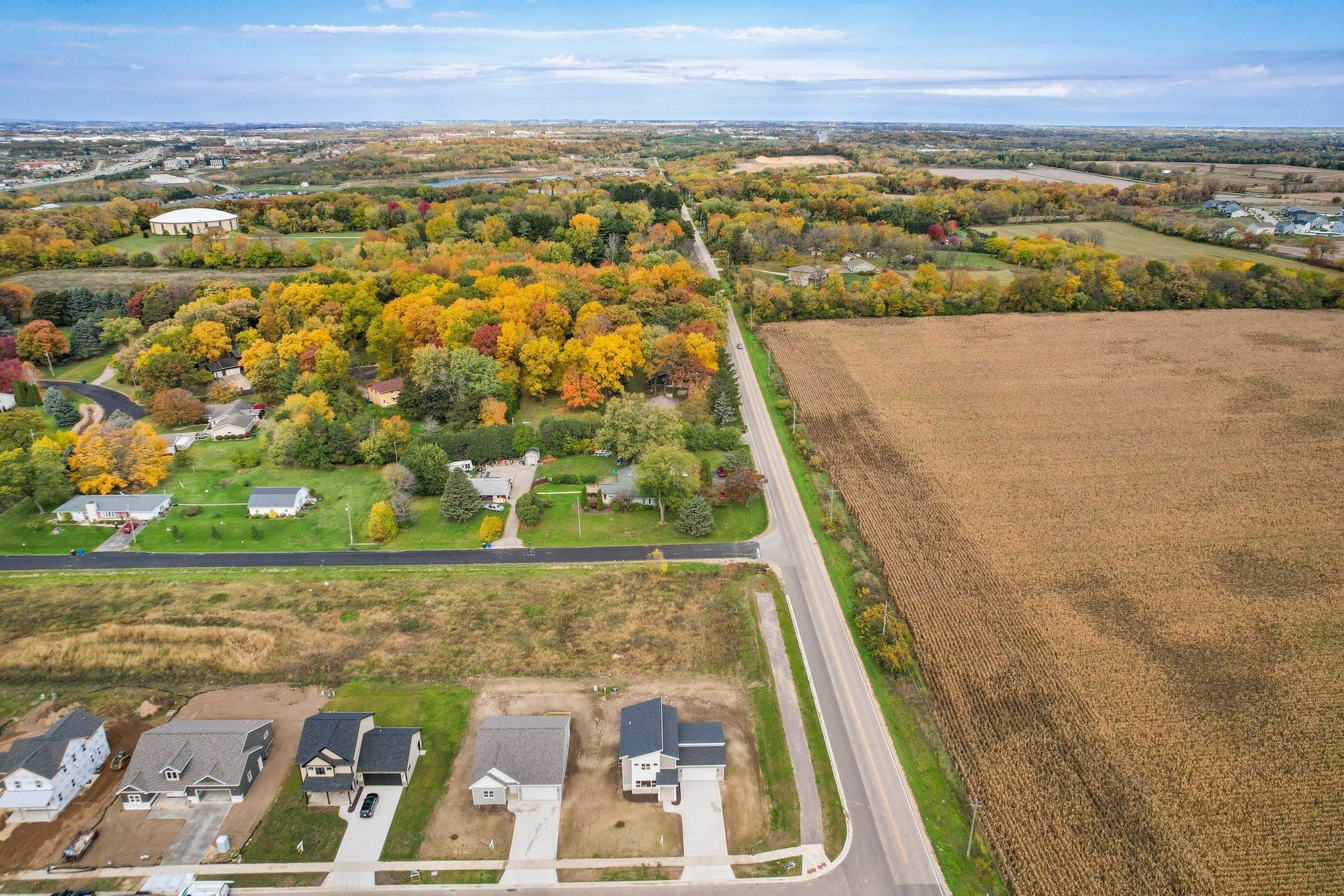 5801 Bridle Way Madison, WI 53718 - Photo 14 of 18